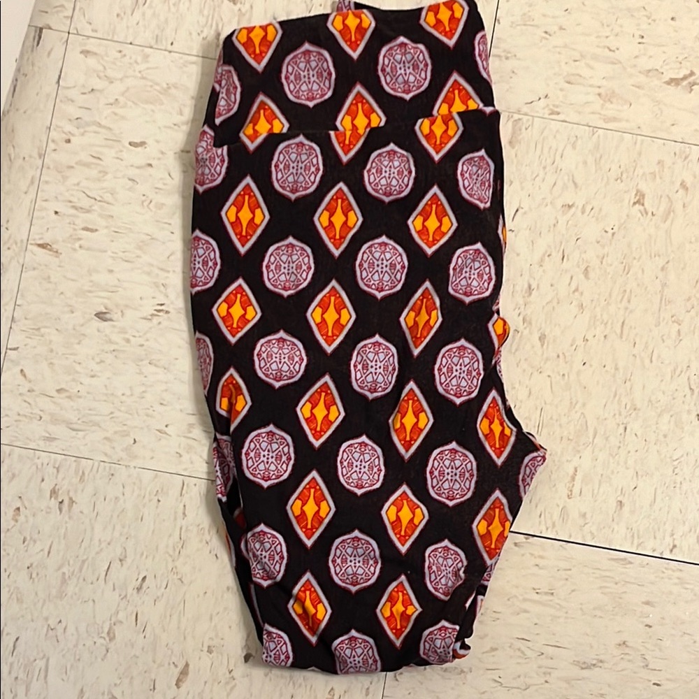 Colorful Diamond Pattern Lularoe Buttery Soft Leggings